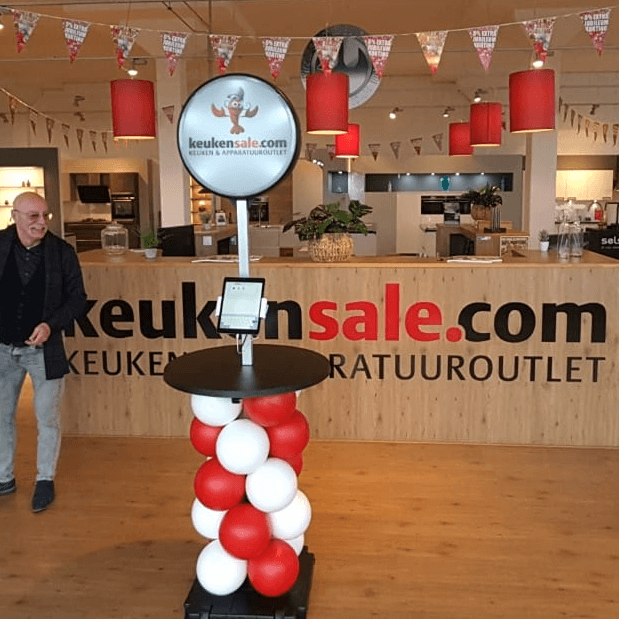 KeukenSale Statafel van duurzame ballonnen